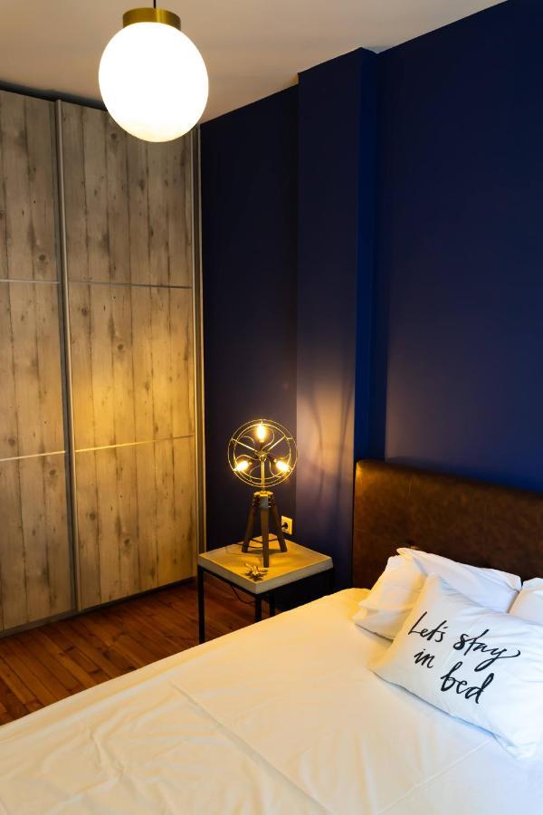 Cozy Modern Apartment Inside The City Center Thessaloniki Exterior photo